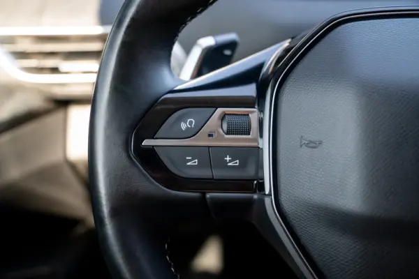 Peugeot 3008 1.6 Hybrid4 Allure Pack e-EAT8 14