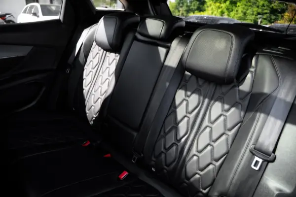 Peugeot 3008 2.0 BlueHDi GT Line EAT8 27