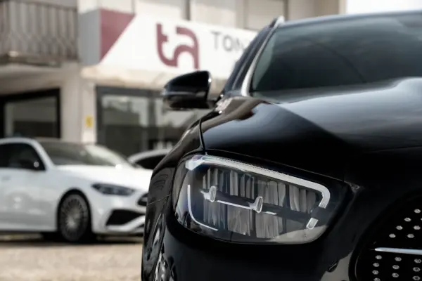 Mercedes-Benz E 300 de 4Matic 9G-TRONIC AMG Line 13