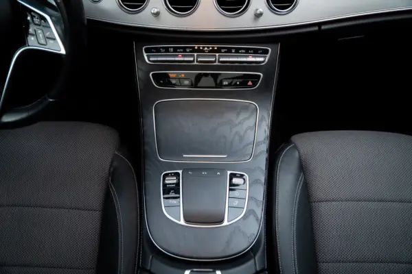 Mercedes-Benz E 300 de 9G-TRONIC Avantgarde 29