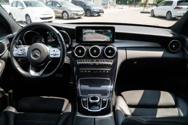 Mercedes-Benz C 300 de T 9G-TRONIC AMG Line 5