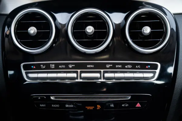 Mercedes-Benz C 200 d Avantgarde 21