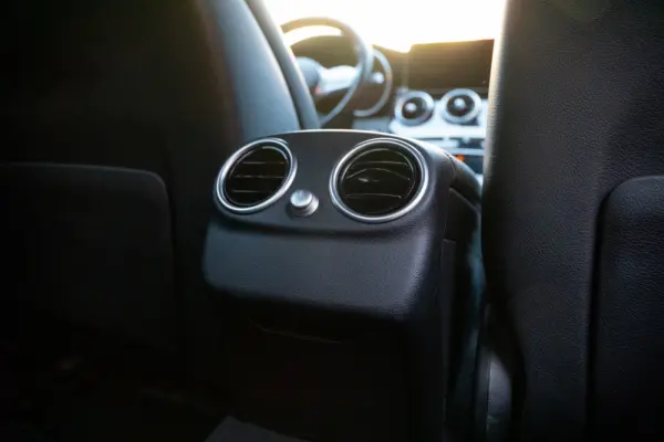 Mercedes-Benz C 300 de AMG Line 28