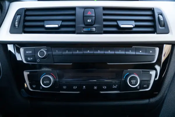 BMW 418 Gran Coupé d Advantage Auto 31