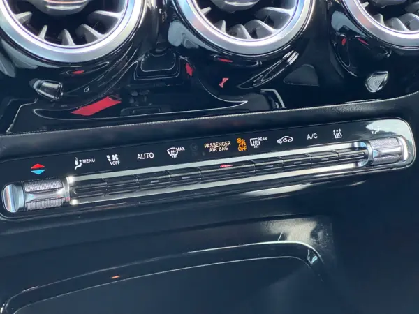 Mercedes-Benz A 250 e 8G-DCT Edition AMG Line 21