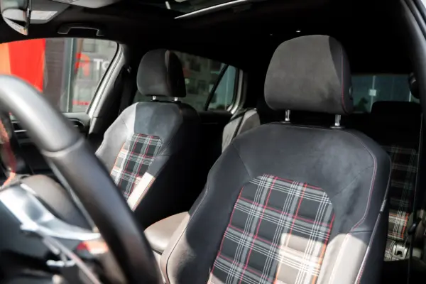 Volkswagen Golf 2.0 TSi GTi DSG Performance 21