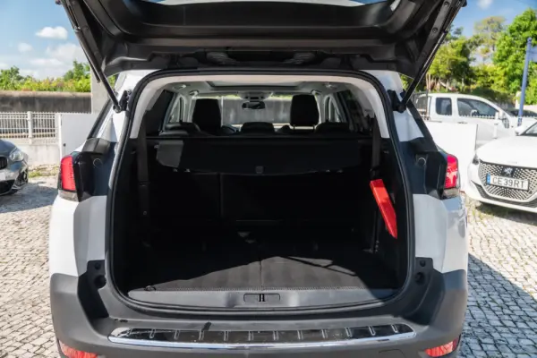 Peugeot 5008 1.5 BlueHDi Allure Pack 9