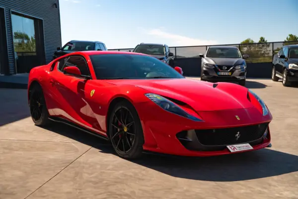 Ferrari 812 Superfast 6.5 V12 12
