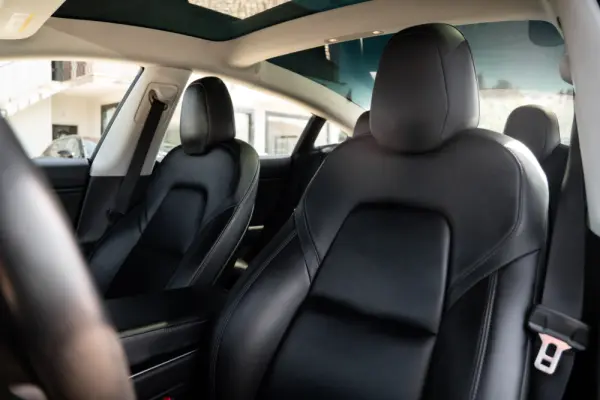 Tesla Model 3 Standard Range Plus RWD 13