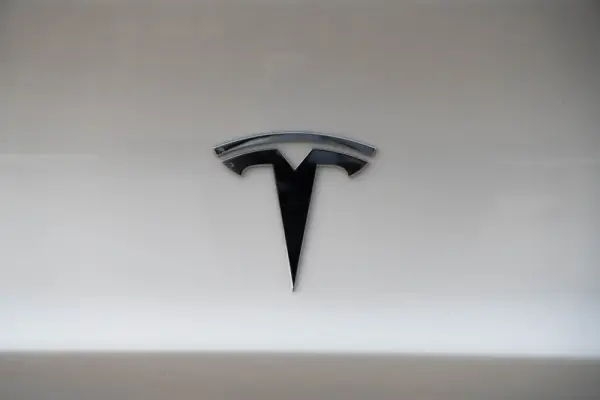 Tesla Model 3 Long Range AWD Dual Motor 29