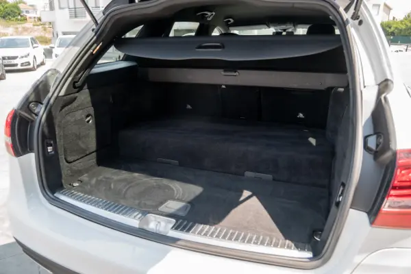 Mercedes-Benz C 300 de T 9G-TRONIC AMG Line 28