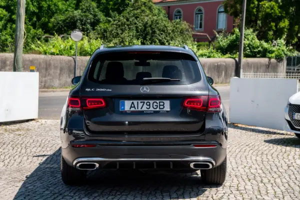 Mercedes-Benz GLC 300 de 4Matic 25