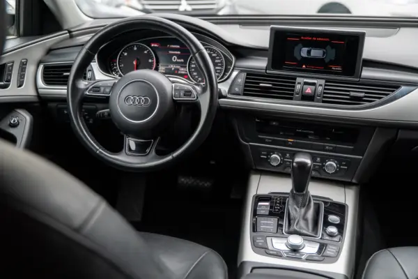 Audi A6 Avant 2.0 TDi S tronic 26