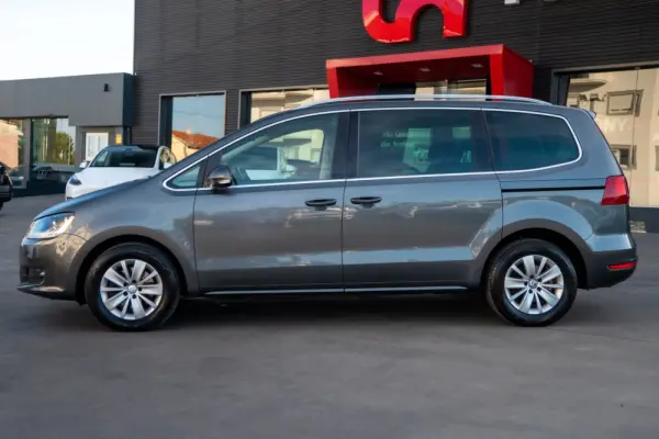 Volkswagen Sharan 2.0 TDI Confortline 4