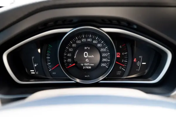 Volvo V40 Cross Country 2.0 D3 Momentum 16