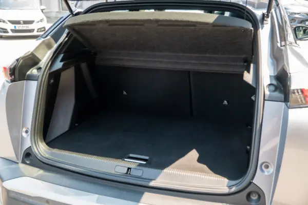 Peugeot 2008 1.5 BlueHDi GT Pack EAT8 27