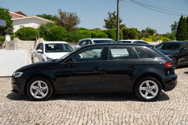 Audi A3 Sportback 1.6 TDI Design 14