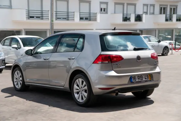 Volkswagen Golf 1.6 TDi GPS Edition 11