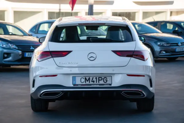Mercedes-Benz CLA 250 e 8G-DCT AMG Line 30