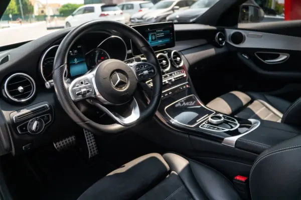 Mercedes-Benz C 300 de T 9G-TRONIC AMG Line 3