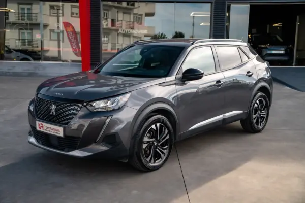 Peugeot 2008 1.2 PureTech Allure 2