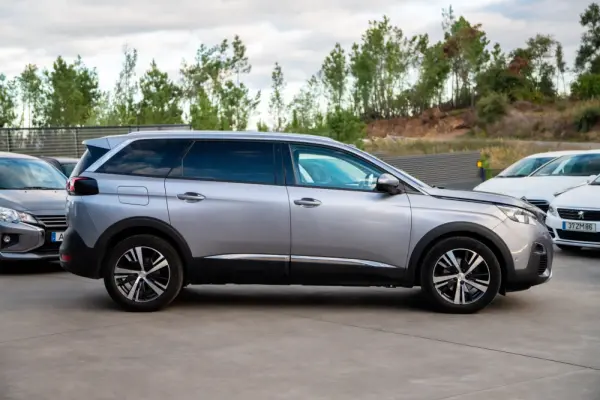 Peugeot 5008 1.6 BlueHDi Allure 8