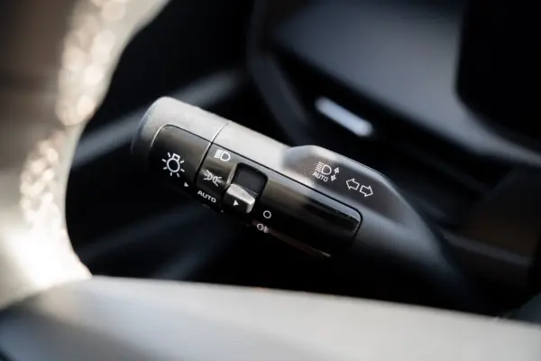 Kia Stonic 1.0 T-GDi Tech 7DCT 18