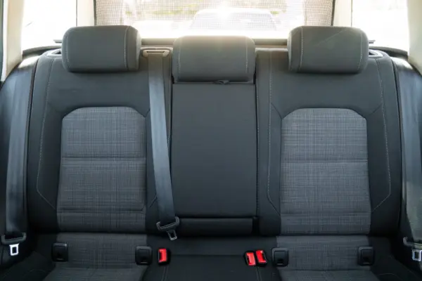 Volkswagen Passat Variant 2.0 TDI Elegance DSG 14