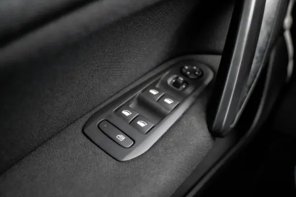 Peugeot 308 1.5 BlueHDi Business Line 20