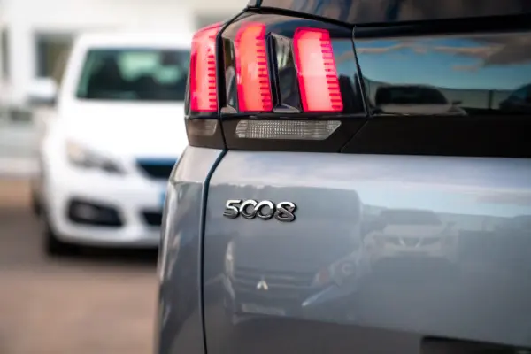 Peugeot 5008 1.6 BlueHDi Allure 11