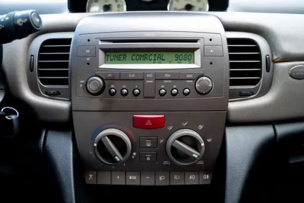 Lancia Ypsilon 1.2 Fashion 14