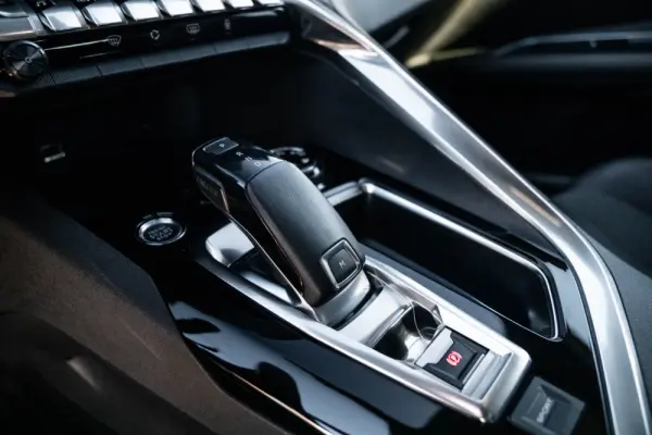 Peugeot 3008 1.5 BlueHDi GT Line EAT8 34