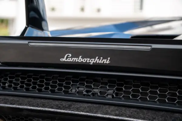 Lamborghini Huracán 5.2 V10 LP Performance 10