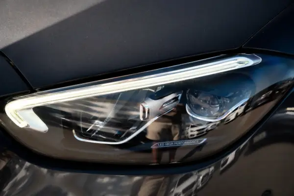 Mercedes-Benz C 220 d Avantgarde 14