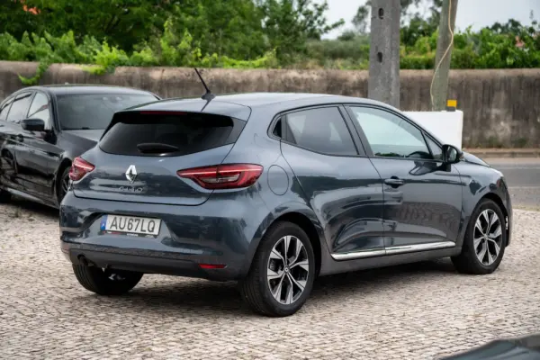 Renault Clio 1.0 TCe Intens 3
