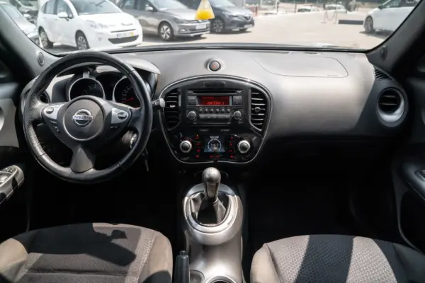 Nissan Juke 1.6 Acenta 5