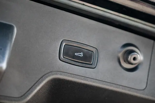 Porsche Panamera Sport Turismo 4 E-Hybrid Platinum Edition 15