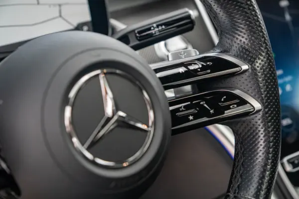 Mercedes-Benz C 300 d AMG Line 28