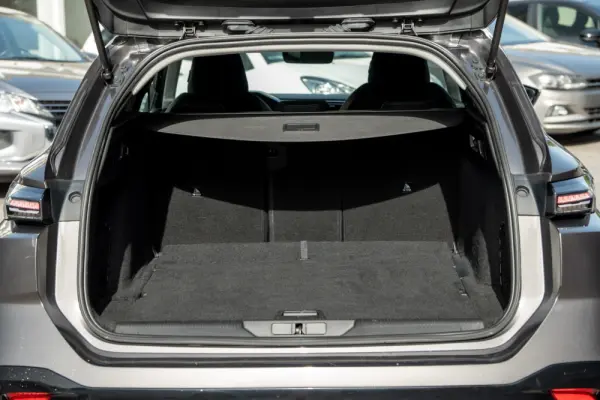 Peugeot 308 SW 1.5 BlueHDi Allure Pack 25