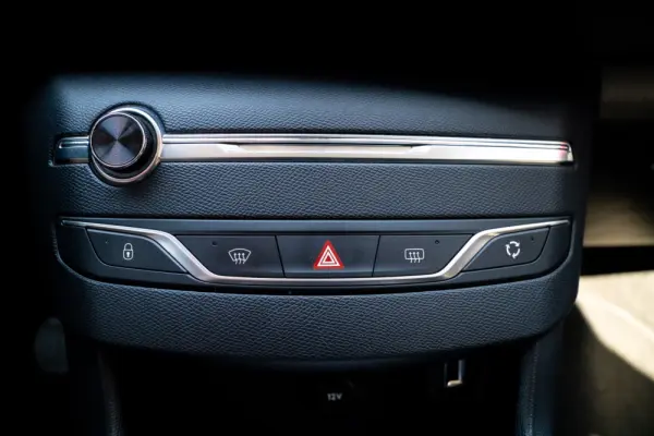 Peugeot 308 1.5 BlueHDi Business Line 21