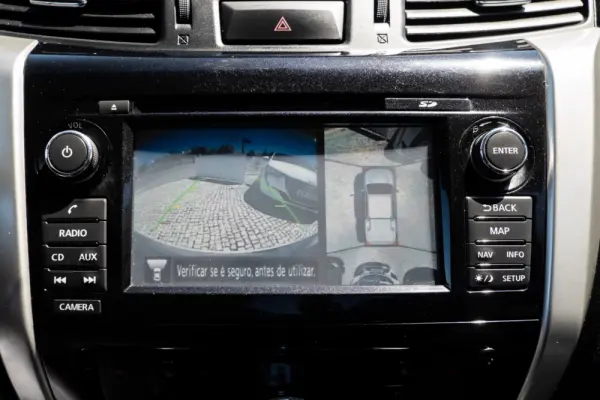 Nissan Navara 2.3 dCi CD 4WD N-Connecta 4