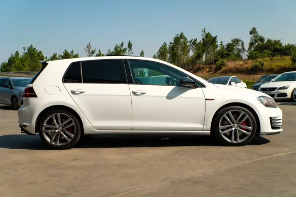 Volkswagen Golf 2.0 TSi GTi DSG Performance 9