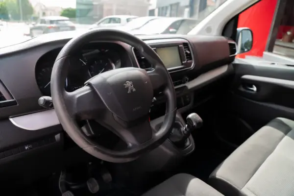 Peugeot Traveller 1.5 BlueHDi L2H1 Active Standard 2
