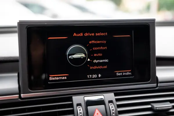 Audi A6 Avant 2.0 TDi S tronic 20