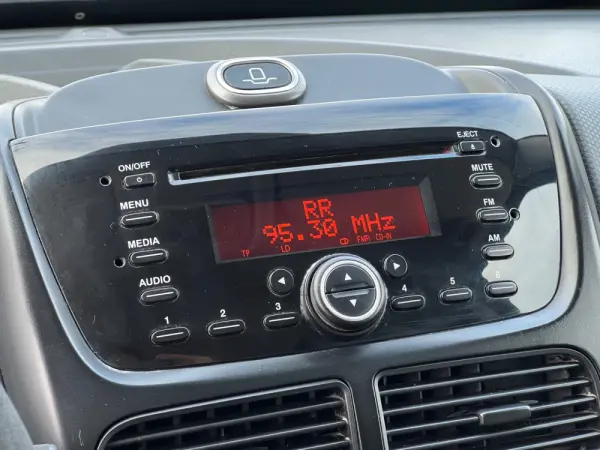 Fiat Doblo 1.3 Multijet 16V Trofeo 15