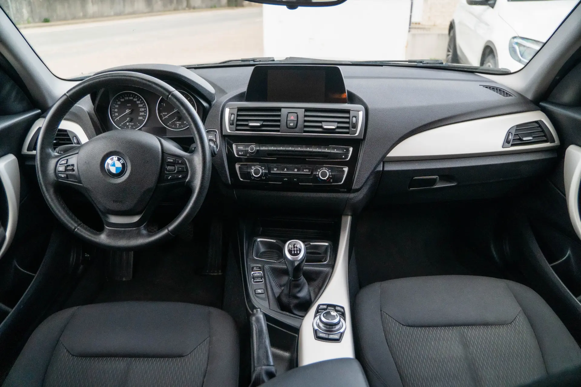 BMW 116 d Advantage 4