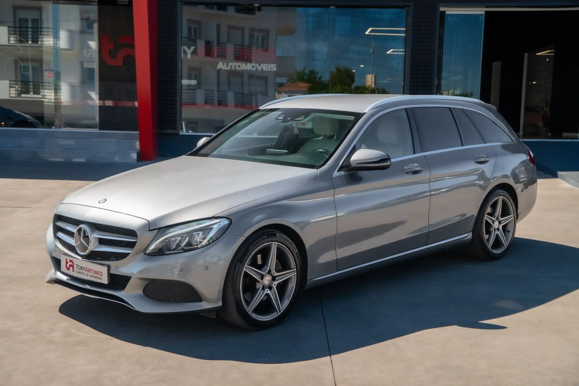 Mercedes-Benz C 250 d 4Matic Station 9G-TRONIC Avantgarde 2