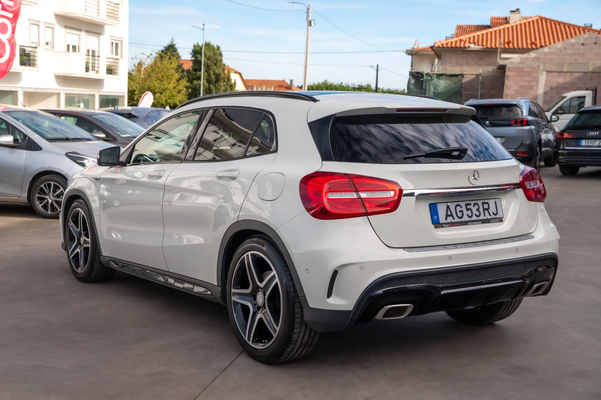 Mercedes-Benz GLA 180 (CDI) d 7G-DCT AMG Line 8