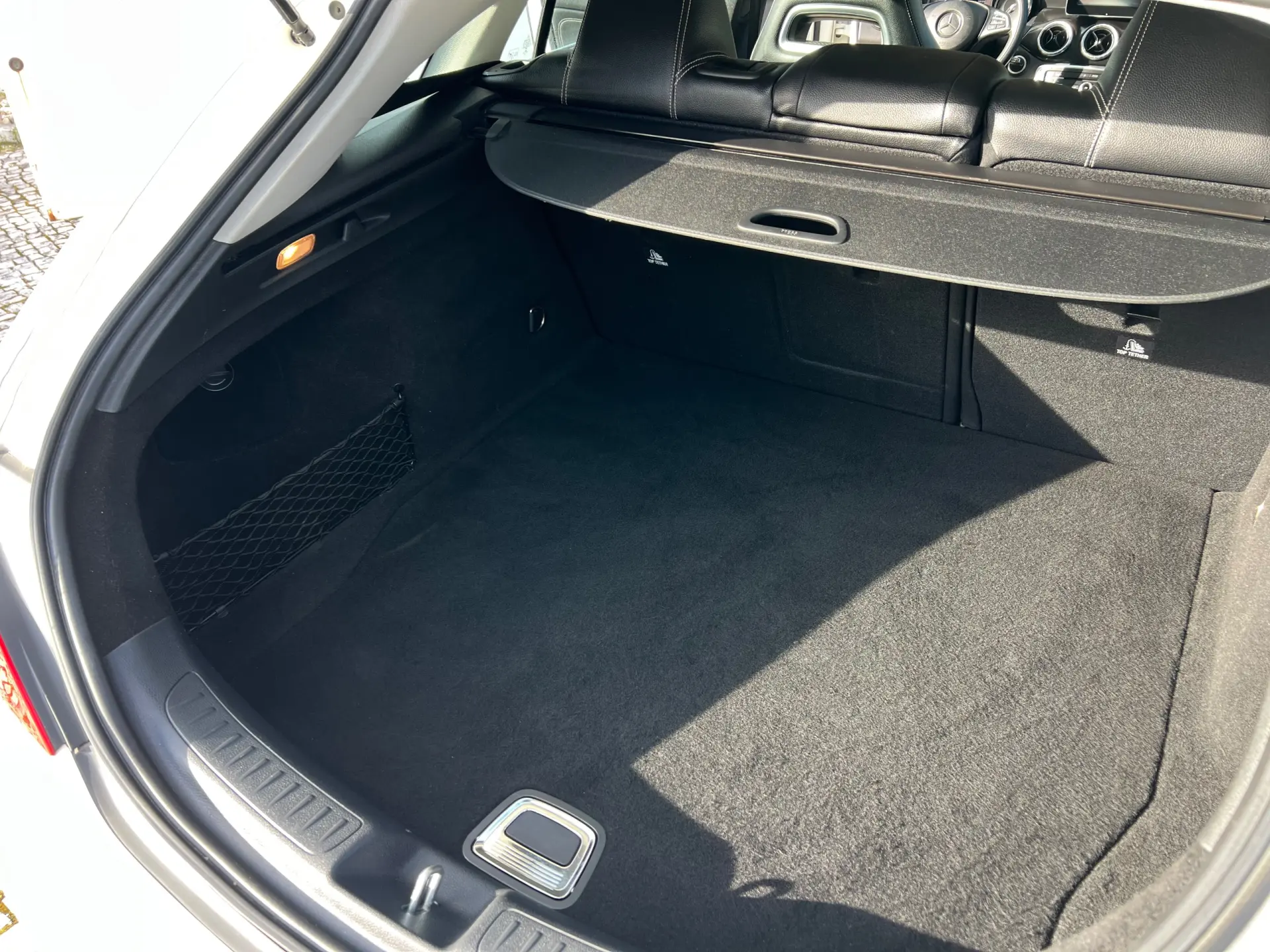 Mercedes-Benz CLA 180 180d Shooting Brake 11