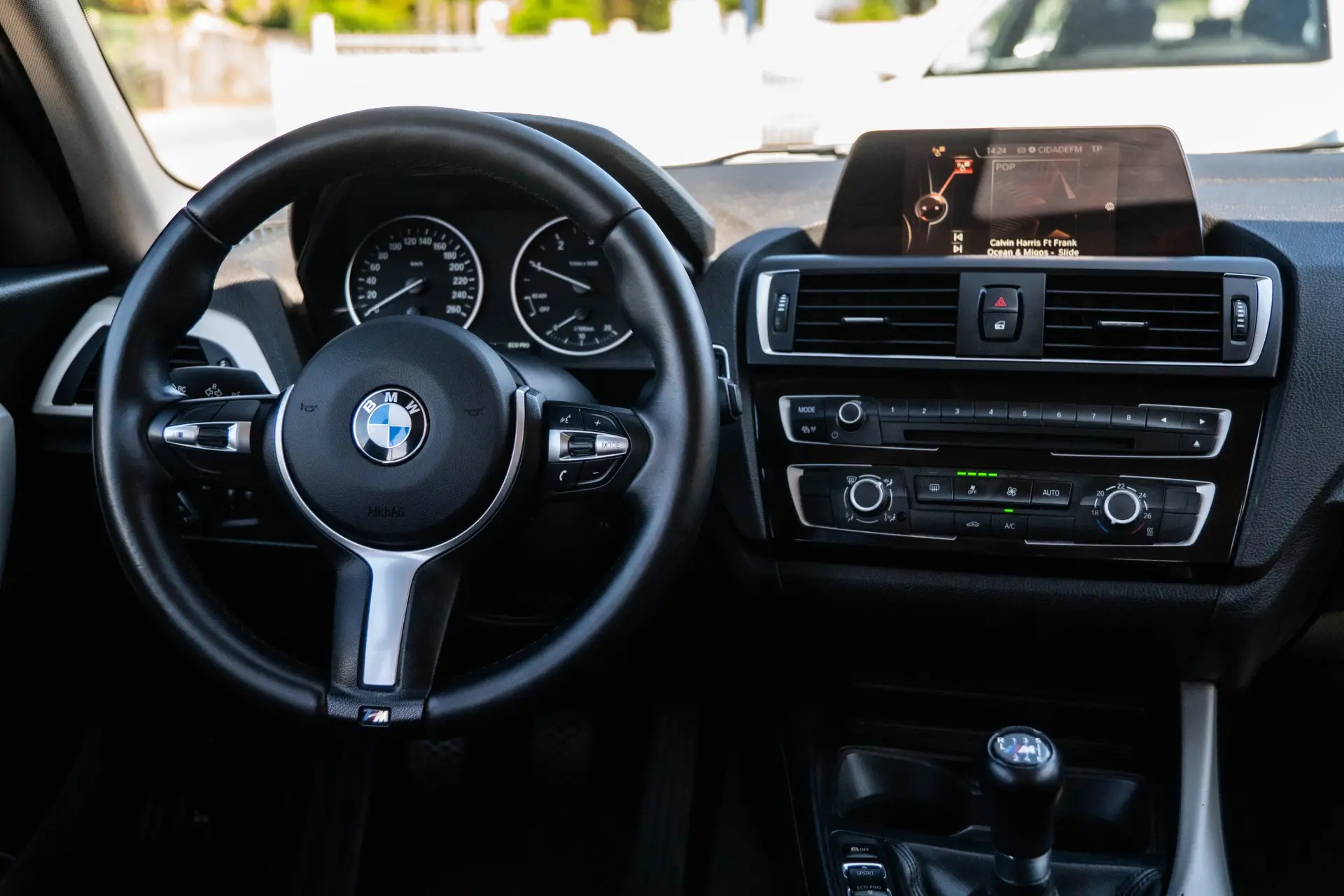 BMW 116 d Sport Line 17